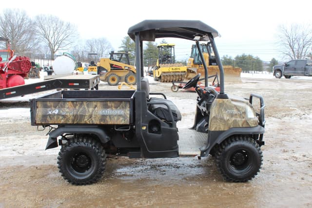 Image of Kubota RTV900 equipment image 4