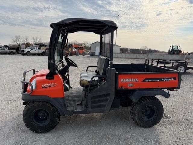 Image of Kubota RTV900 equipment image 3