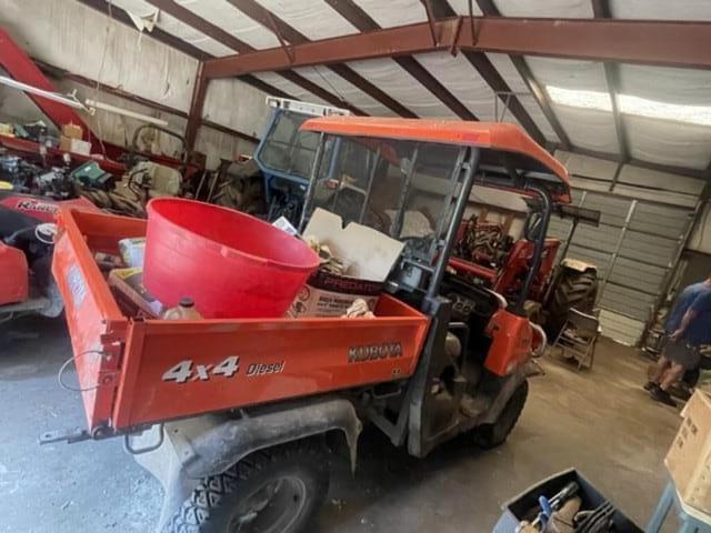Image of Kubota RTV900 equipment image 2