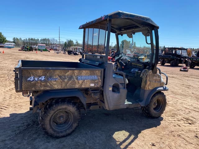 Image of Kubota RTV900 equipment image 4