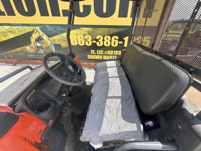 Image of Kubota RTV900 equipment image 4