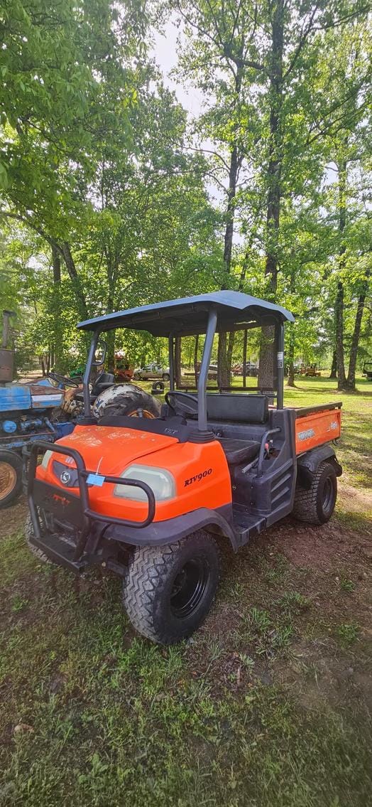 Kubota RTV900 Equipment Image0