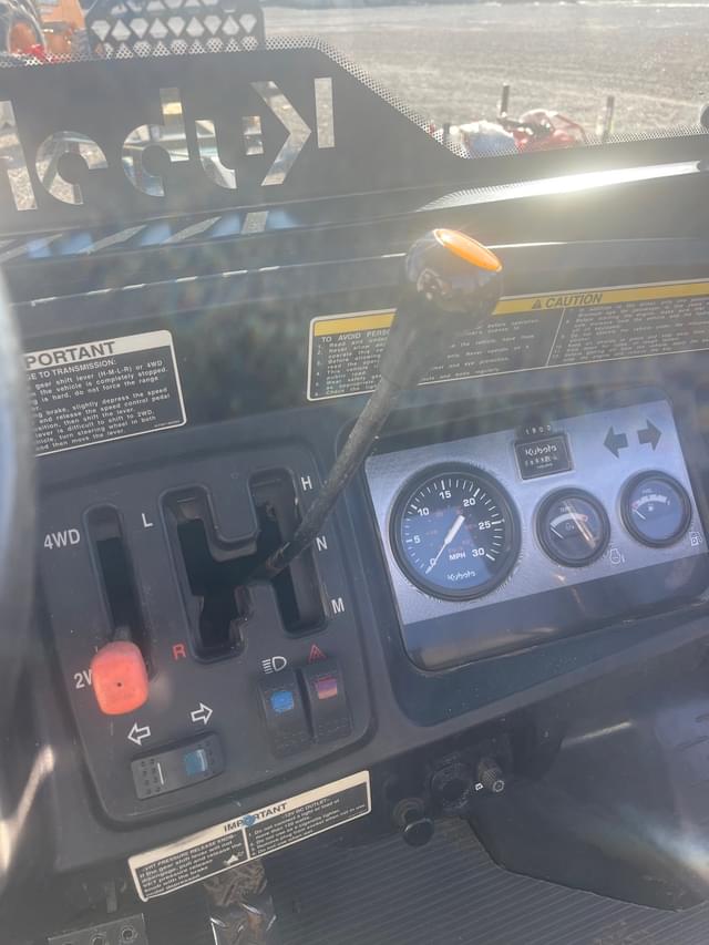 Image of Kubota RTV900 equipment image 2