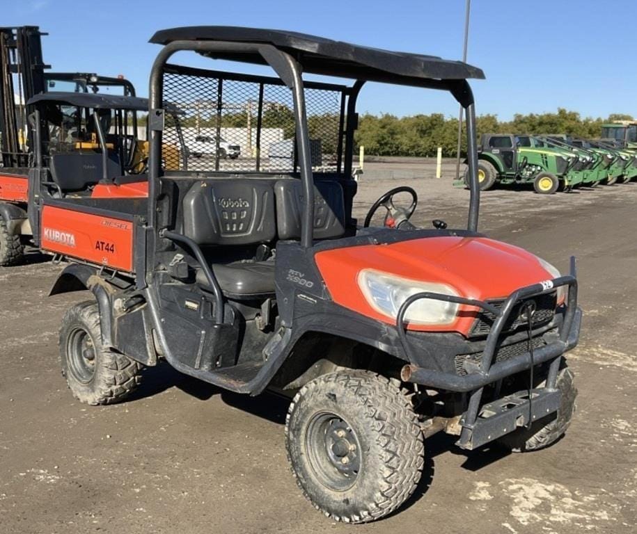 Kubota RTV900 Equipment Image0