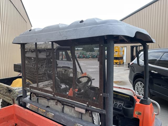 Image of Kubota RTV900 equipment image 4