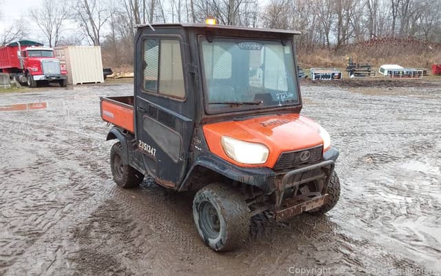 Image of Kubota RTV900 equipment image 3