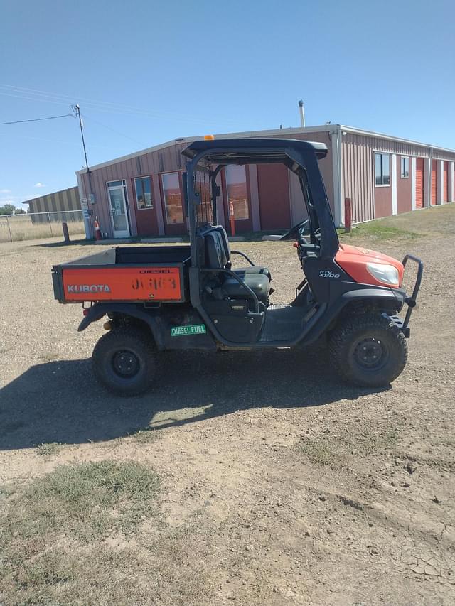 Image of Kubota RTV-X900 equipment image 3