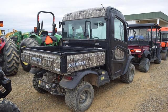 Image of Kubota RTV-X1100C equipment image 2