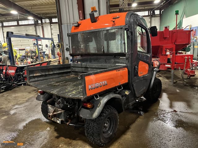Image of Kubota RTV-X1100C equipment image 3