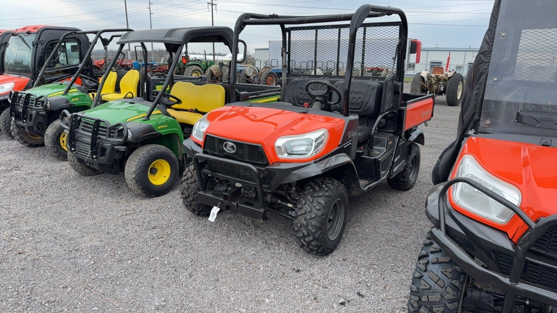 Kubota RTV X1120 Equipment Image0