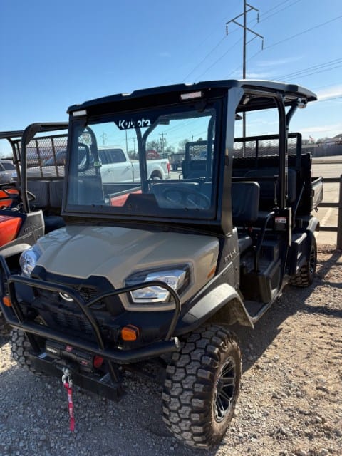 Kubota RTV-X Crew Equipment Image0