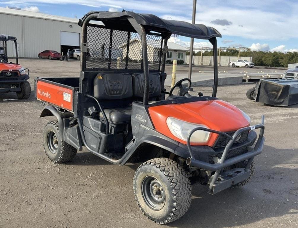 Kubota RTV-X900 Equipment Image0