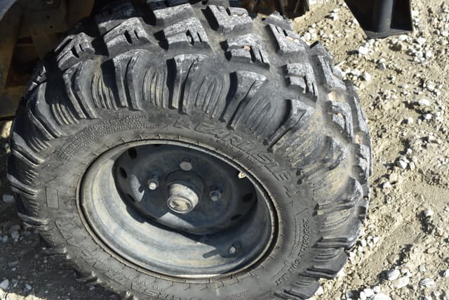 Image of Kubota RTVX900 equipment image 4