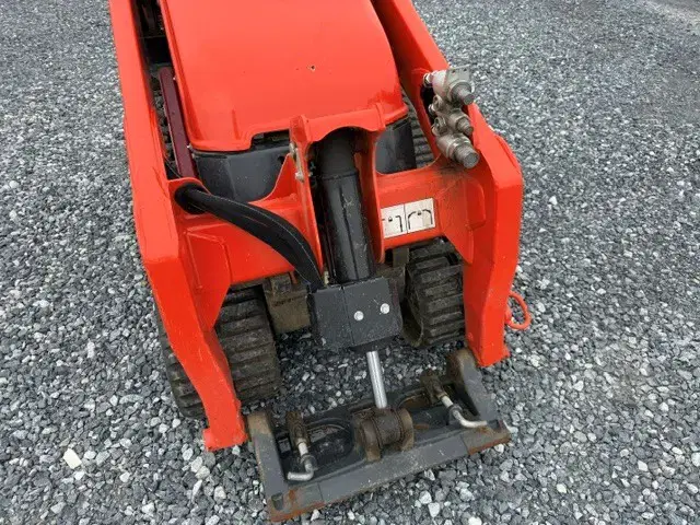 Image of Kubota SCL1000 equipment image 3