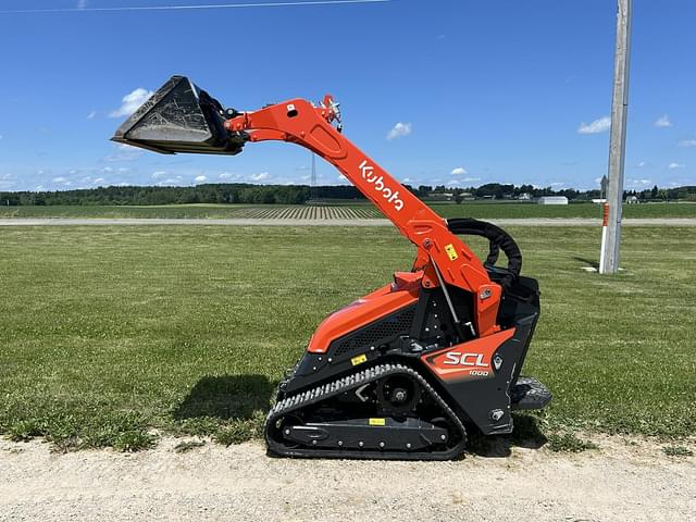 Image of Kubota SCL1000 equipment image 1