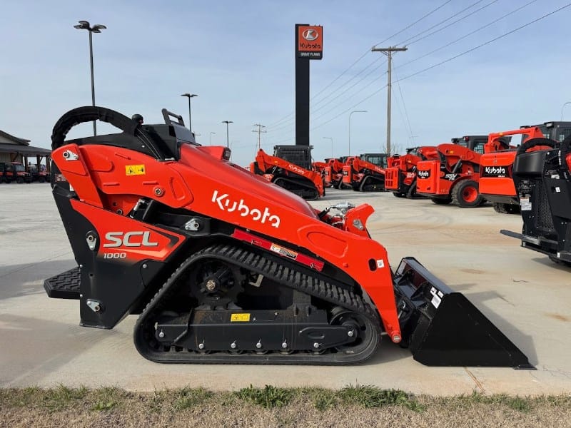Kubota SCL1000 Equipment Image0