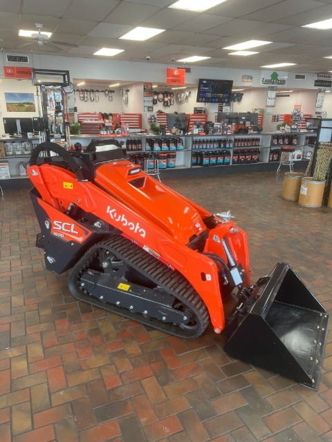 Kubota SCL1000 Equipment Image0