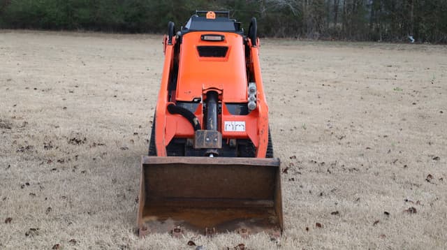 Image of Kubota SCL1000 equipment image 1