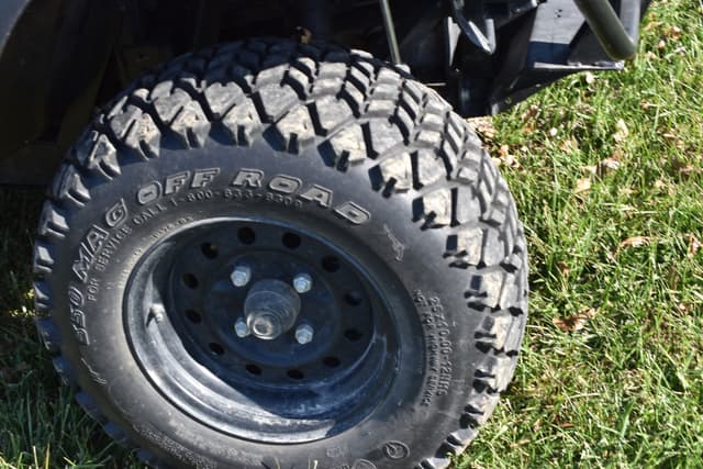 Image of Kubota RTV-XG850 equipment image 4