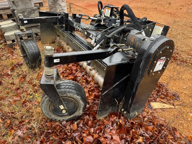 Image of Kubota SR2772 equipment image 3