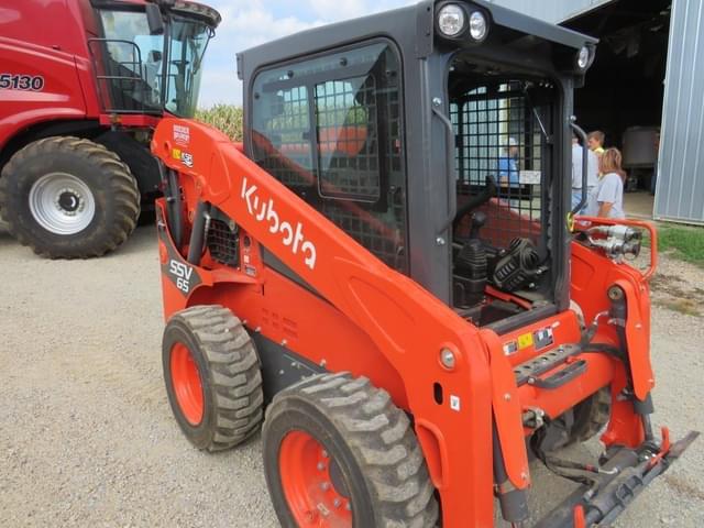 Image of Kubota SSV65 equipment image 1