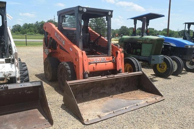 Image of Kubota SSV65 equipment image 3
