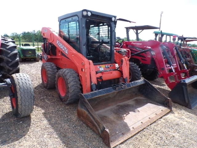 Image of Kubota SSV75 equipment image 3