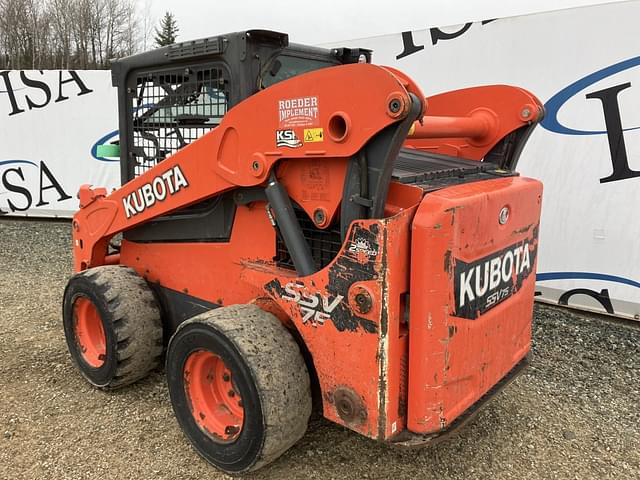Image of Kubota SSV75 equipment image 2