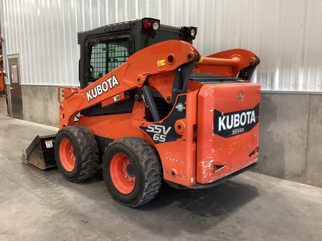 Image of Kubota SSV65 Image 0