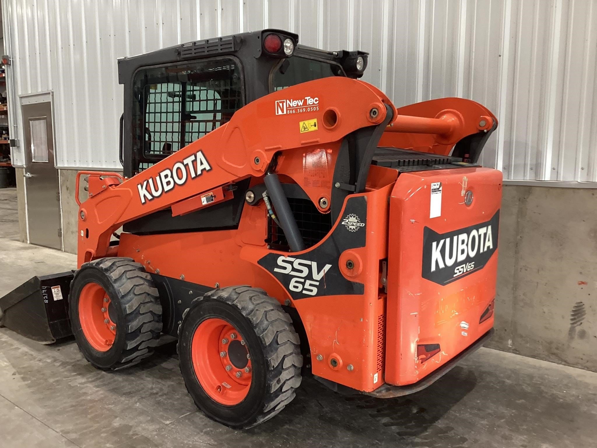 2020 Kubota SSV65 Equipment Image0