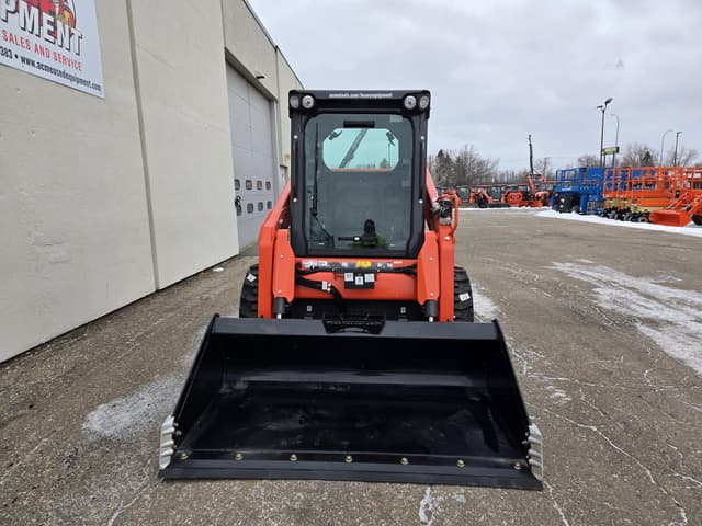 Image of Kubota SSV65HFRC equipment image 1