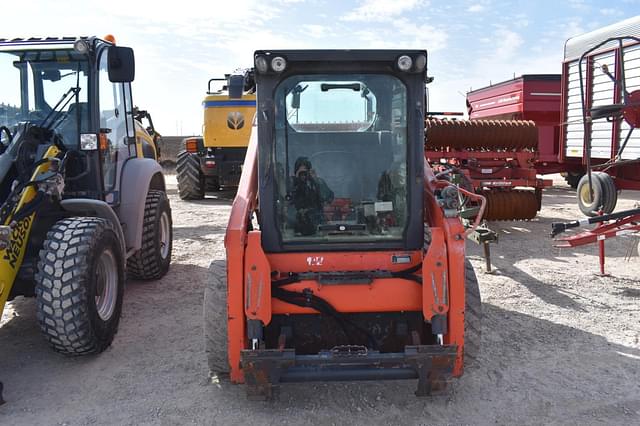 Image of Kubota SSV65 equipment image 1