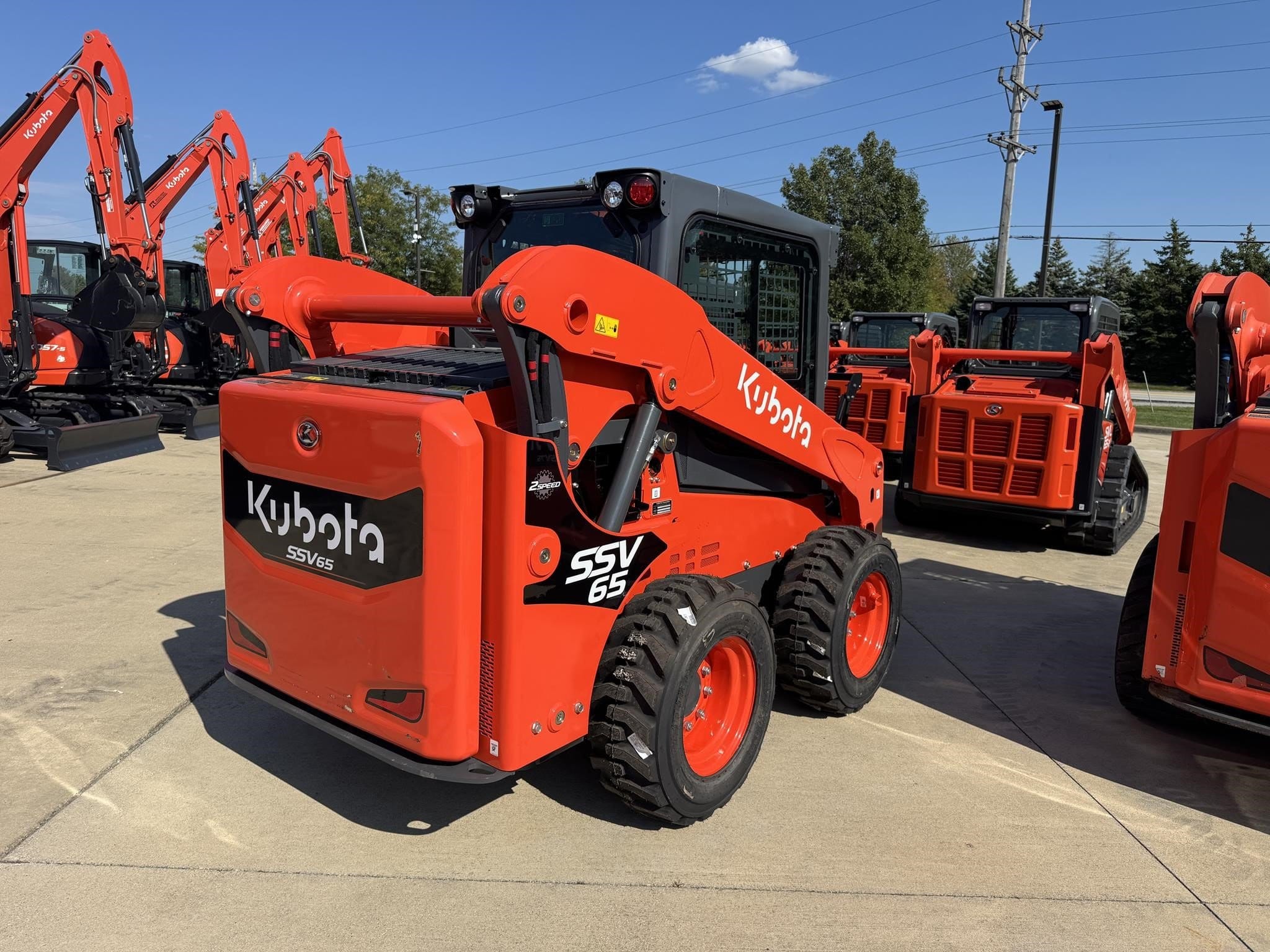 Main image Kubota SSV65