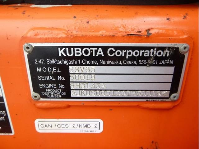 Image of Kubota SSV65 equipment image 4