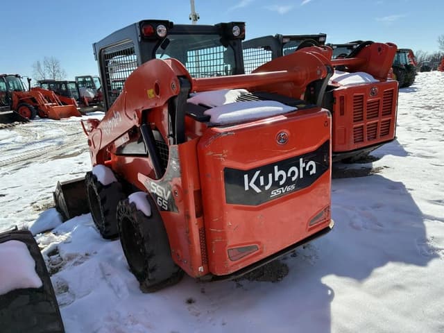 Image of Kubota SSV65 equipment image 3