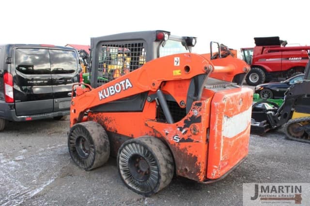 Image of Kubota SSV65 equipment image 3