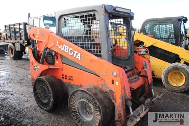 Image of Kubota SSV65 equipment image 1