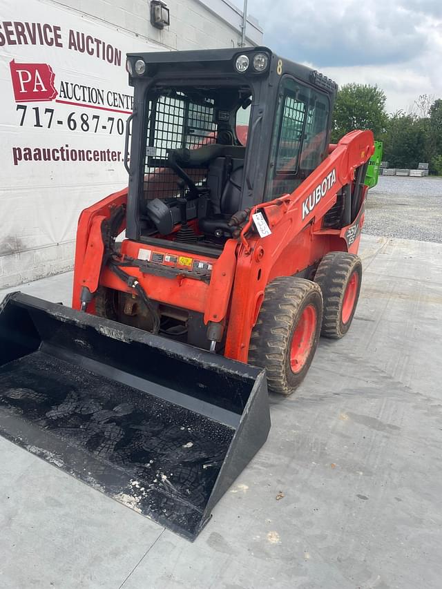Image of Kubota SSV65 equipment image 1