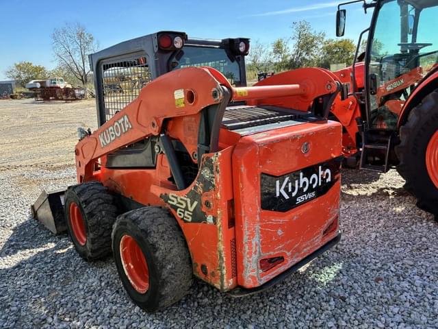 Image of Kubota SSV65 equipment image 3