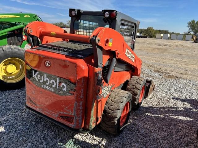 Image of Kubota SSV65 equipment image 2