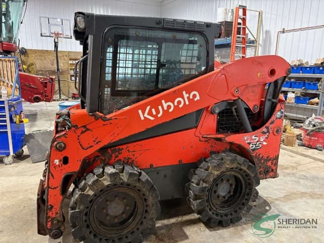 Image of Kubota SSV65 equipment image 1