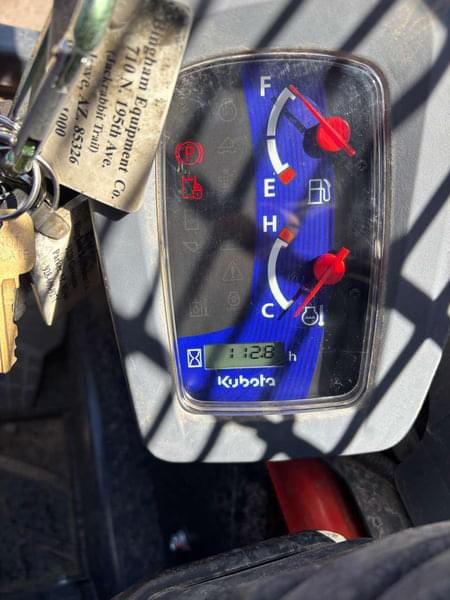 Image of Kubota SSV65 equipment image 4