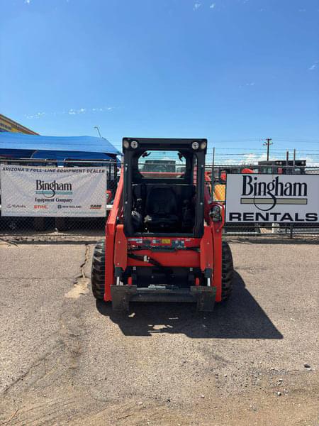 Image of Kubota SSV65 equipment image 2