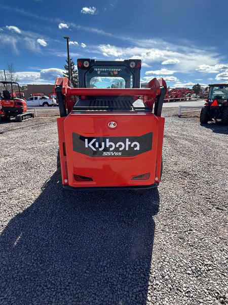 Image of Kubota SSV65 equipment image 3