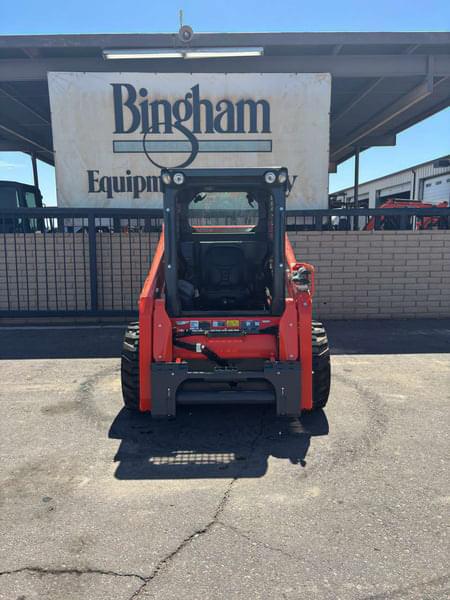 Image of Kubota SSV65 equipment image 2