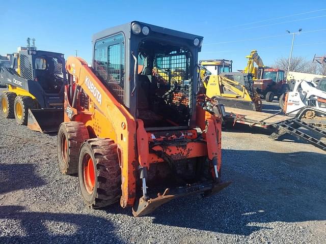 Image of Kubota SSV65 equipment image 1