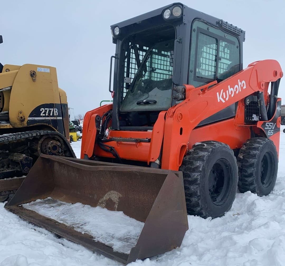 Image of Kubota SSV65 Primary image