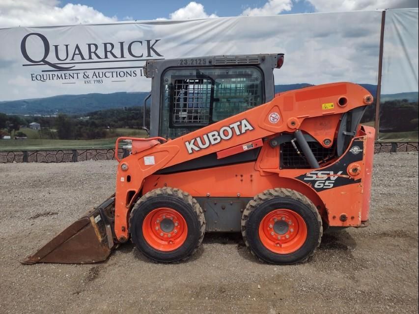 Kubota SSV65 Equipment Image0