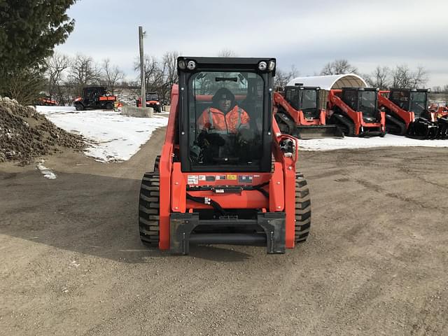 Image of Kubota SSV75 equipment image 1