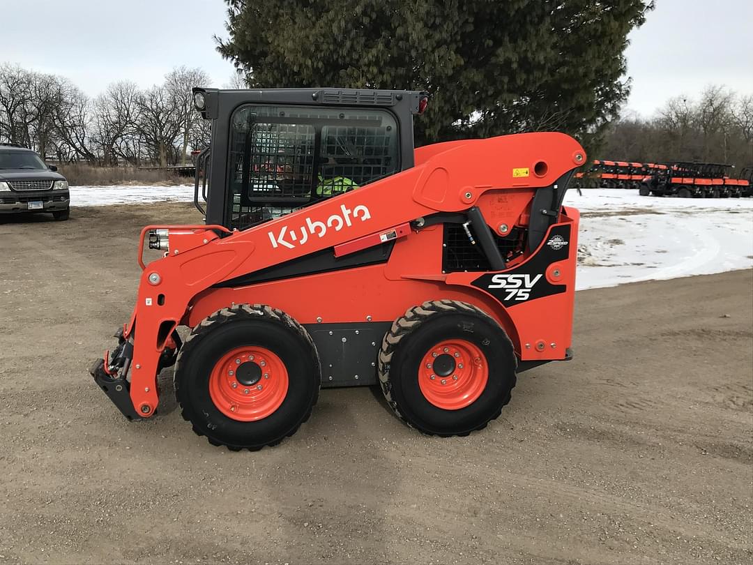 Image of Kubota SSV75 Primary image